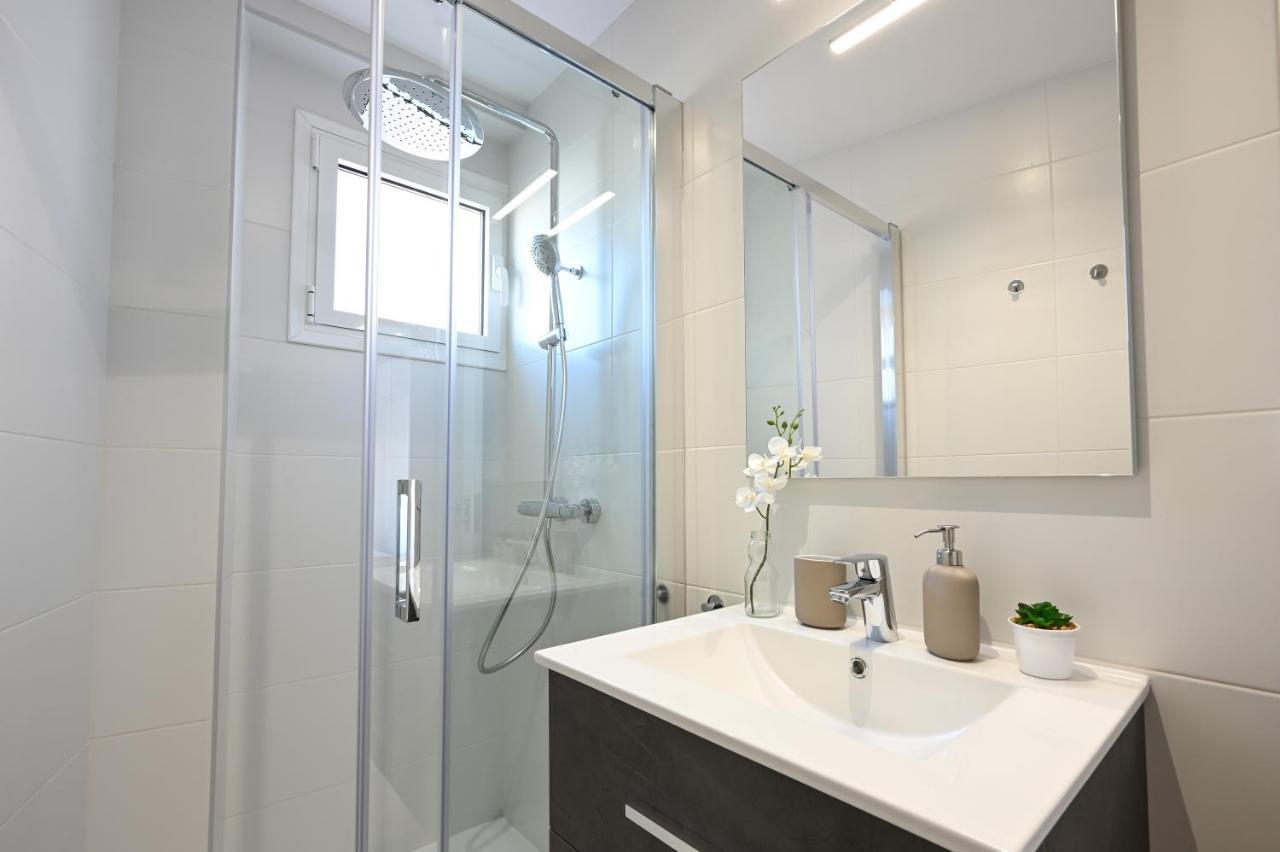New 2 Bedroom Beach And City Center - Ruiz Vertedor By 10Tosea 푸엔히롤라 외부 사진