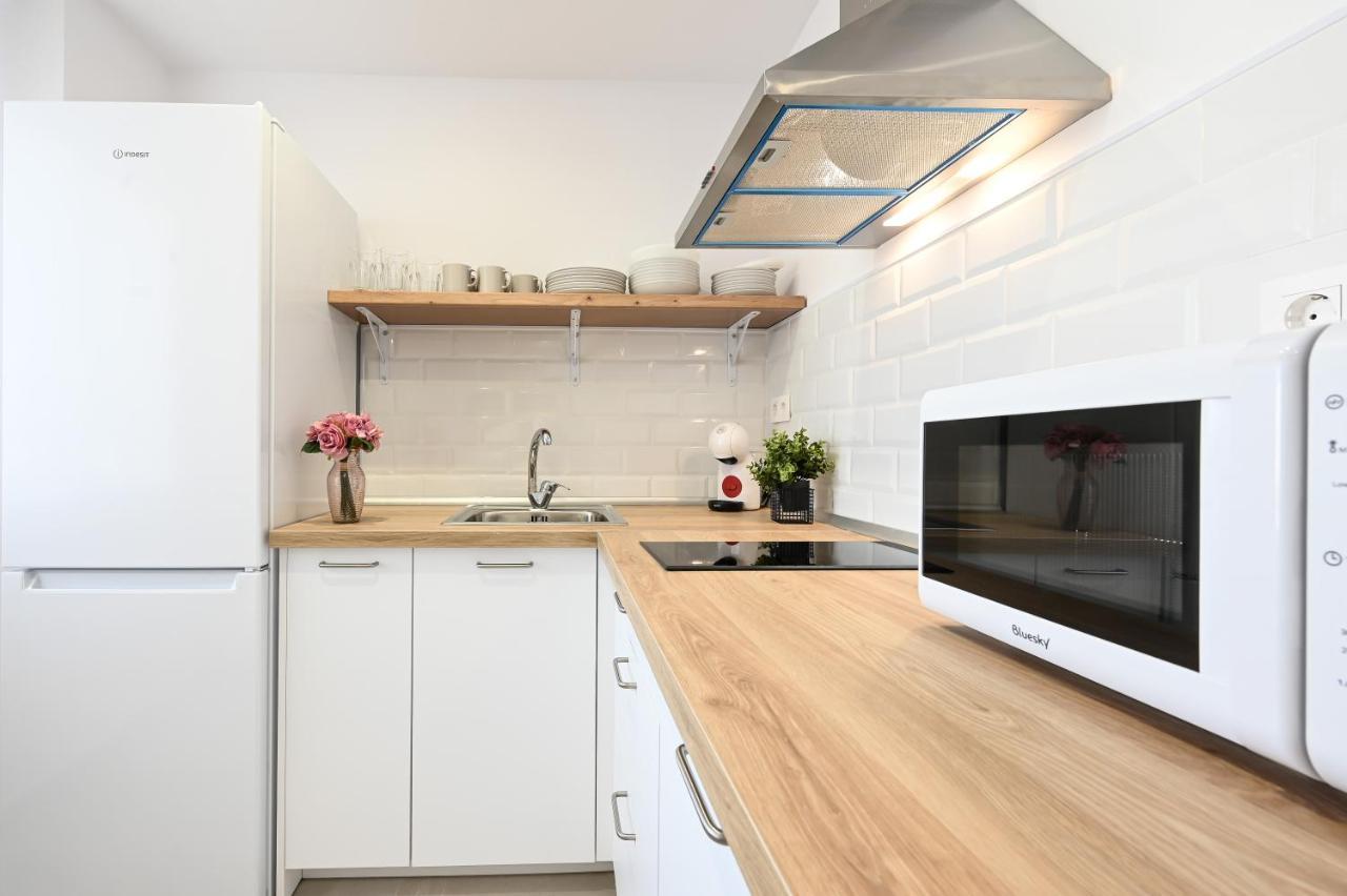 New 2 Bedroom Beach And City Center - Ruiz Vertedor By 10Tosea 푸엔히롤라 외부 사진