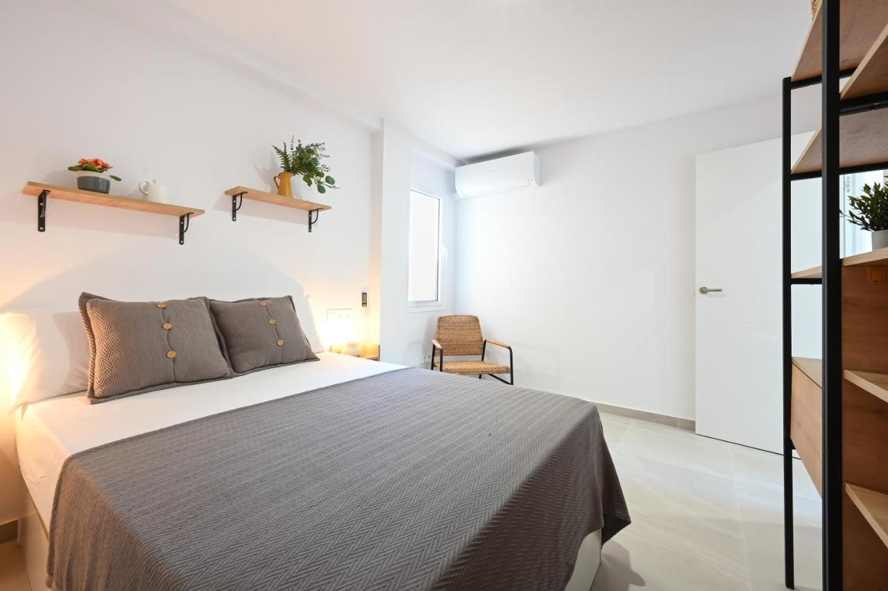 New 2 Bedroom Beach And City Center - Ruiz Vertedor By 10Tosea 푸엔히롤라 외부 사진