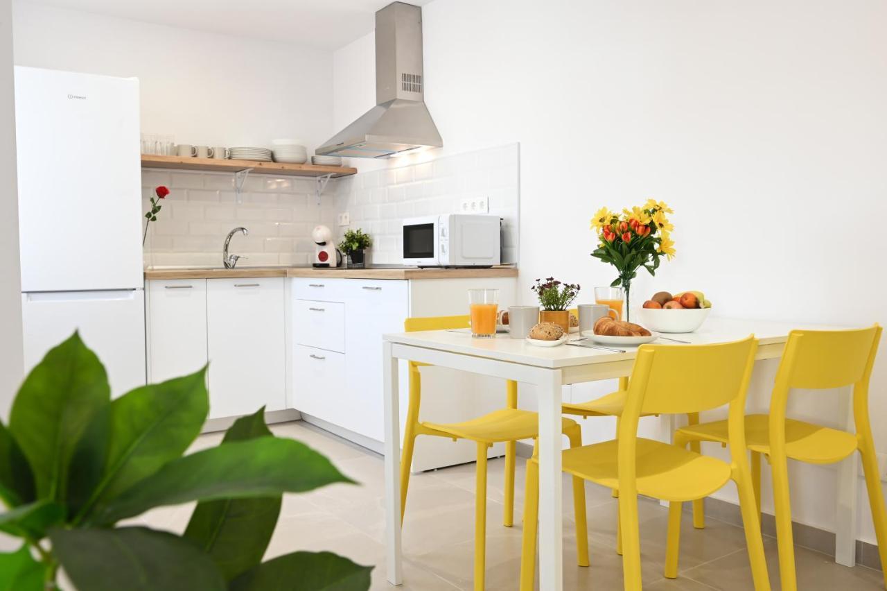 New 2 Bedroom Beach And City Center - Ruiz Vertedor By 10Tosea 푸엔히롤라 외부 사진